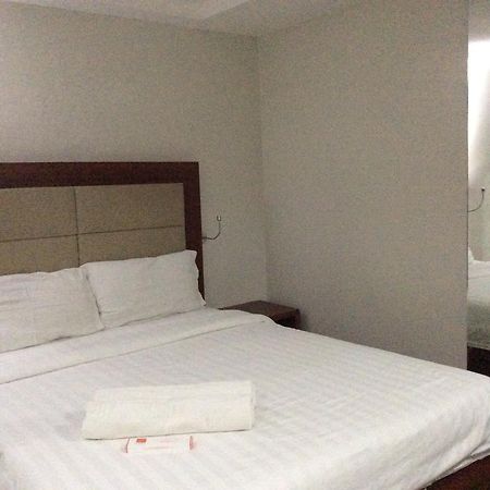 אולונגפו Cherry Midtown Hotel חדר תמונה
