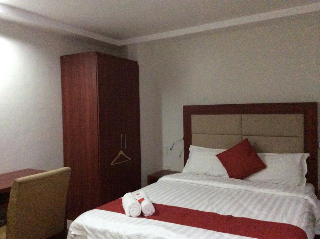 אולונגפו Cherry Midtown Hotel חדר תמונה