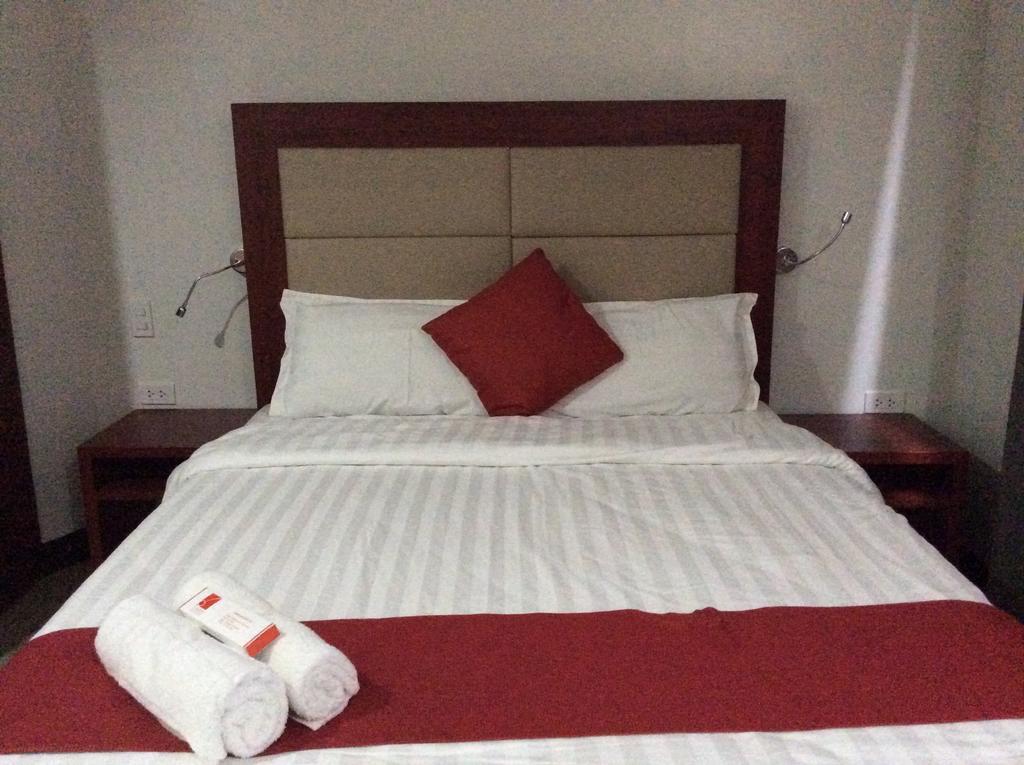 אולונגפו Cherry Midtown Hotel חדר תמונה